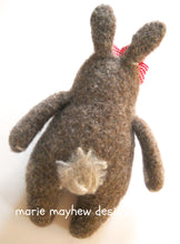 Load image into Gallery viewer, Back of Bunny