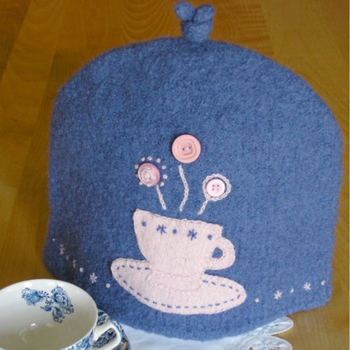 Marie Mayhew's Woolly 6-Cup Tea Cozy pattern