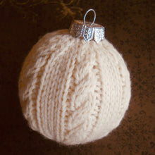 Load image into Gallery viewer, cable design  marie mayhew