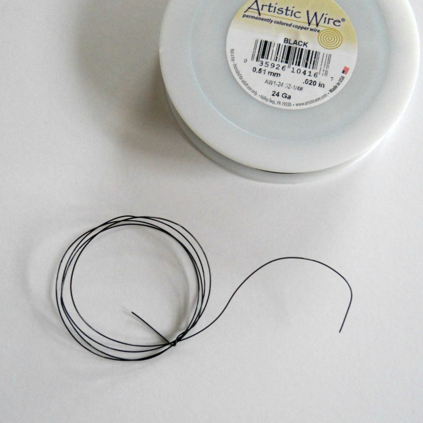 black artistic wire 24-gauge, one yard
