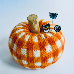 buffalo plaid knit pumpkin with Just Another Button Company mini pins, Hocus Pocus
