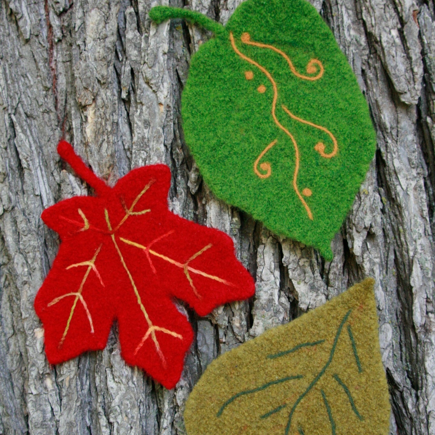 Marie Mayhew's woolly leaves pattern, a knit and felt leaf in two sizes