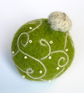 marie mayhew's woolly holiday ornaments pattern