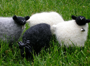 marie mayhew's woolly sheep pattern