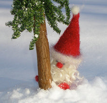 Load image into Gallery viewer, Woolly Santa Gnome pattern