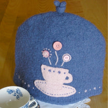 Load image into Gallery viewer, Marie Mayhew&#39;s Woolly 6-Cup Tea Cozy pattern
