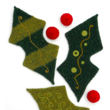 Load image into Gallery viewer, marie mayhew&#39;s woolly holly leaf &amp; berries pattern